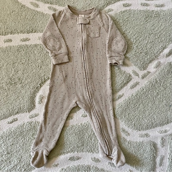 GAP Other - Baby Gap Organic Waffle Knit Thermal Speckled Footie Pajamas - 6-9 Months